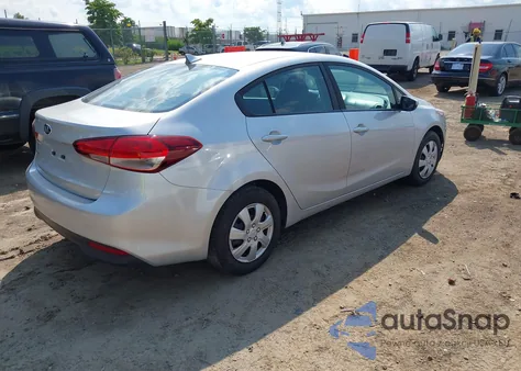 2018 Kia Forte Lx из США, поврежденный, VIN 3KPFK4A73JE188898